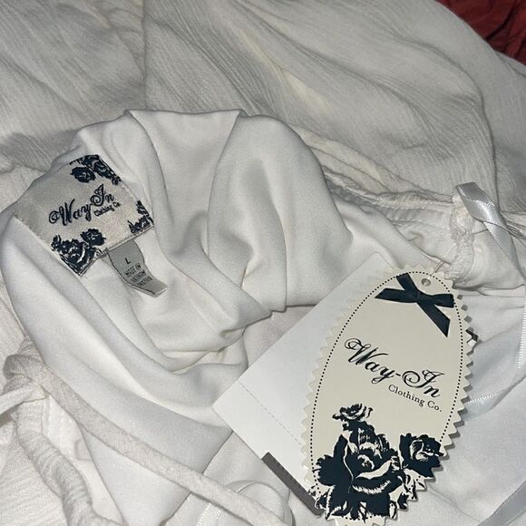 Way-In Dress Womens size Large embroidered Sleeveless  Boho tassels white New - Picture 10 of 10